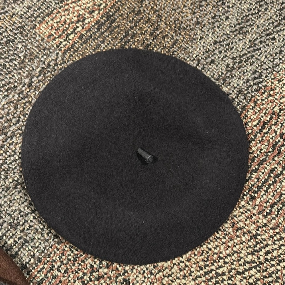 Lola wool beret